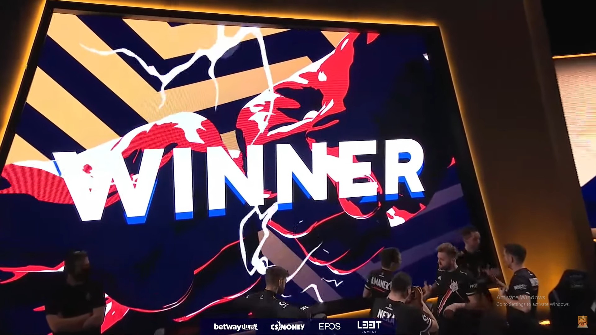 Z3027291593896 Fbabca4ec4f19e4af6eca4de6f2a5d76